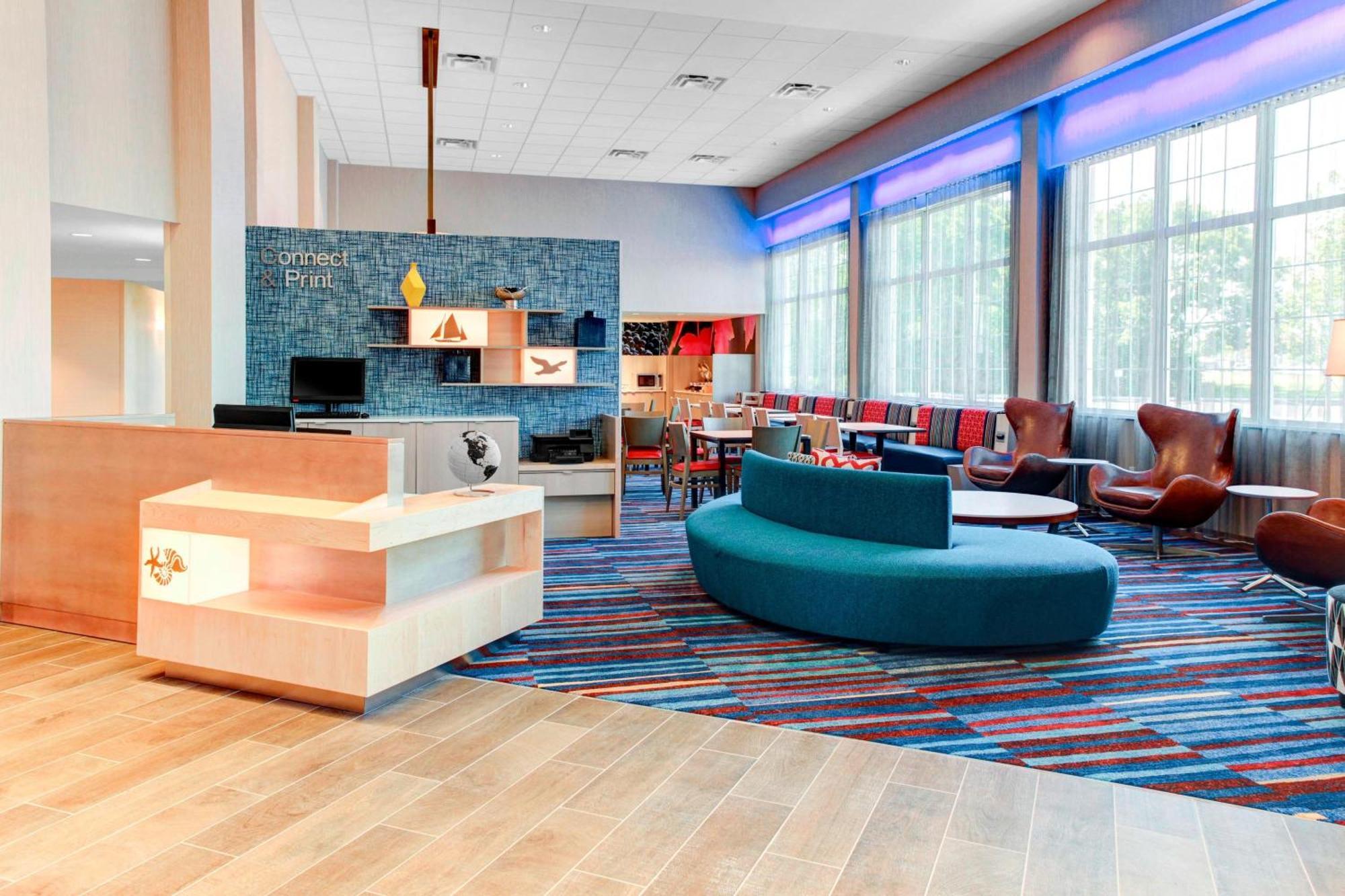 Fairfield Inn & Suites By Marriott Cape Cod Hyannis Exterior foto