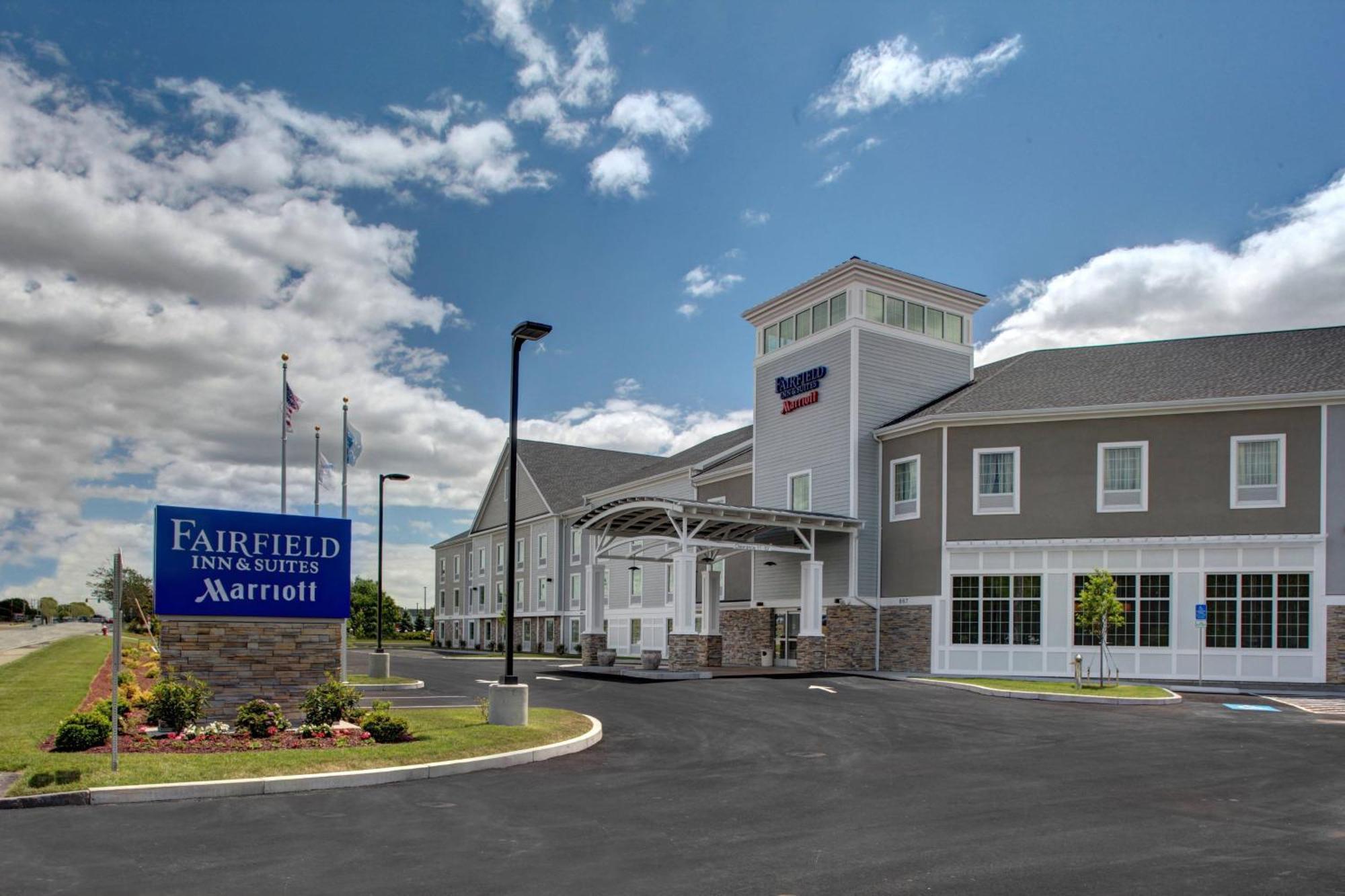 Fairfield Inn & Suites By Marriott Cape Cod Hyannis Exterior foto
