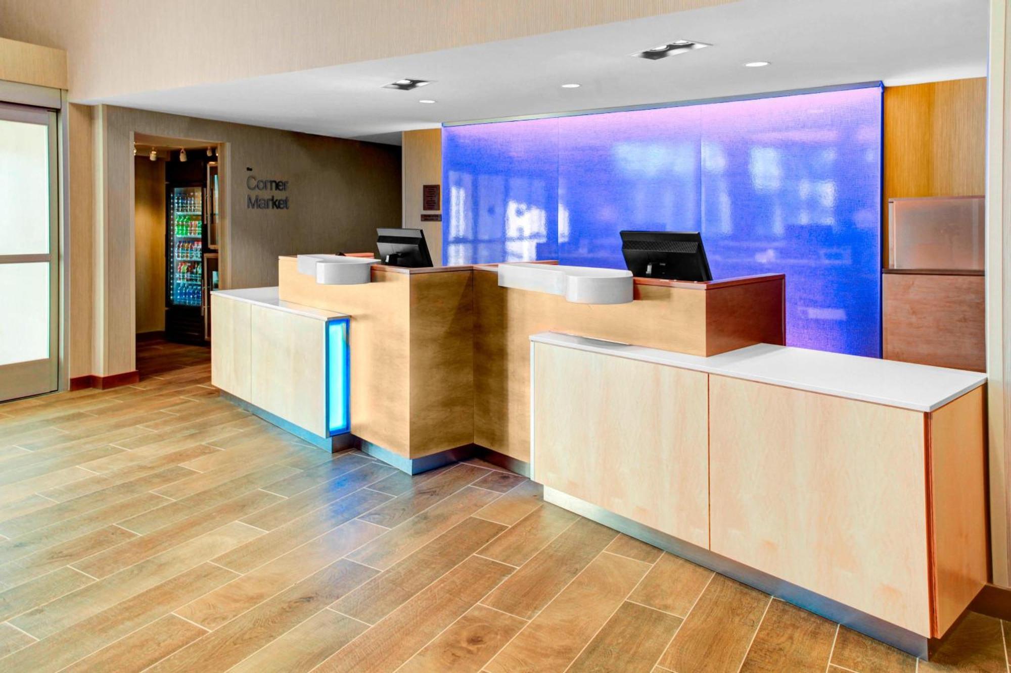 Fairfield Inn & Suites By Marriott Cape Cod Hyannis Exterior foto
